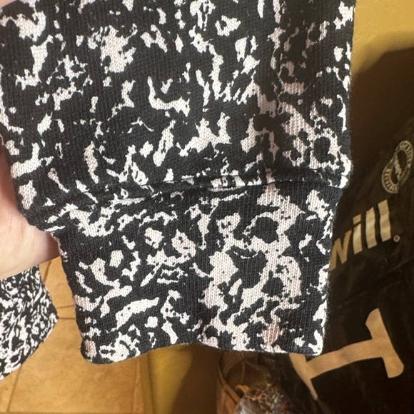 Pistola Nikki 100% Cotton Sweatshirt in White Noise Size Small Oversized - Picture 6 of 8